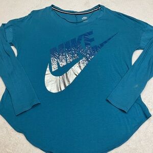 🌼4/$10🌼 NIKE Blue Metallic Silver Logo Long Sleeve Silky Soft Shirt Woman Small